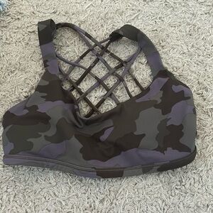 Lululemon free to be sports bra size 4 in camouflage worn